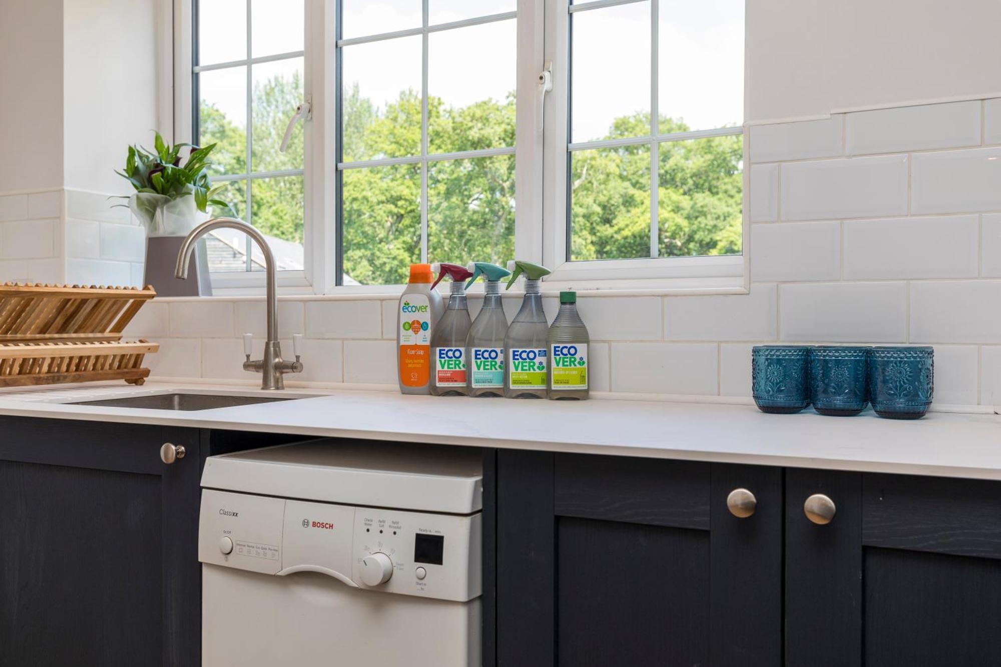 Apartment Well-equipped At Westerlands Farm
