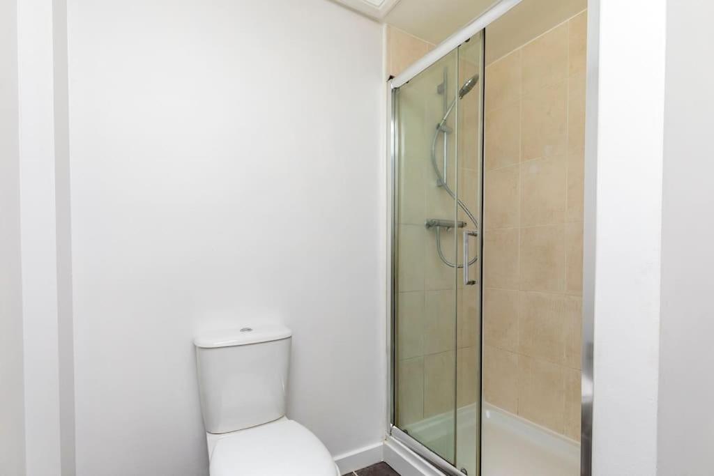 Well-equipped At Westerlands Farm Apartment